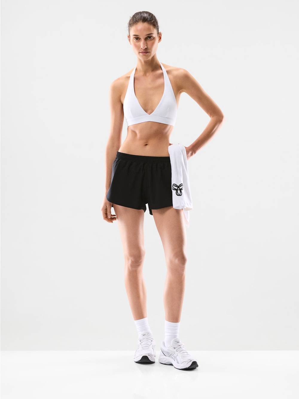 Aritzia Golden Life Libero Sports Bra NWT sz M